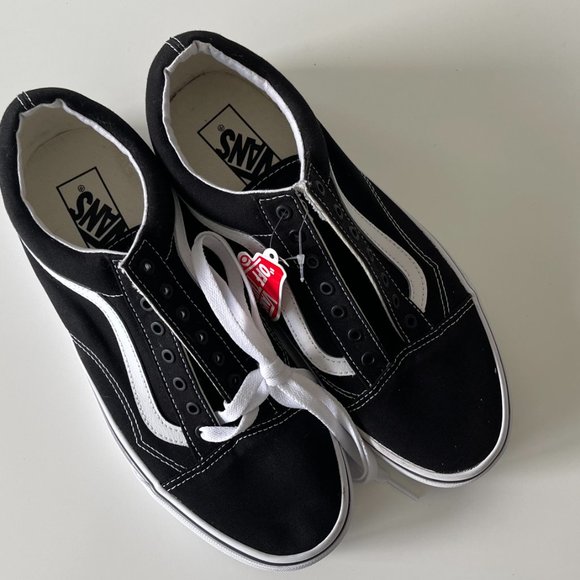NWT Mens Vans OLD SKOOL SHOE sz 9 Black/White - Picture 4 of 9